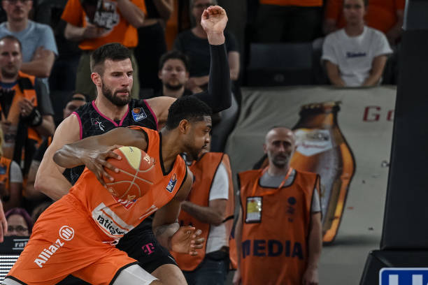 一场巅峰较 一场巅峰较