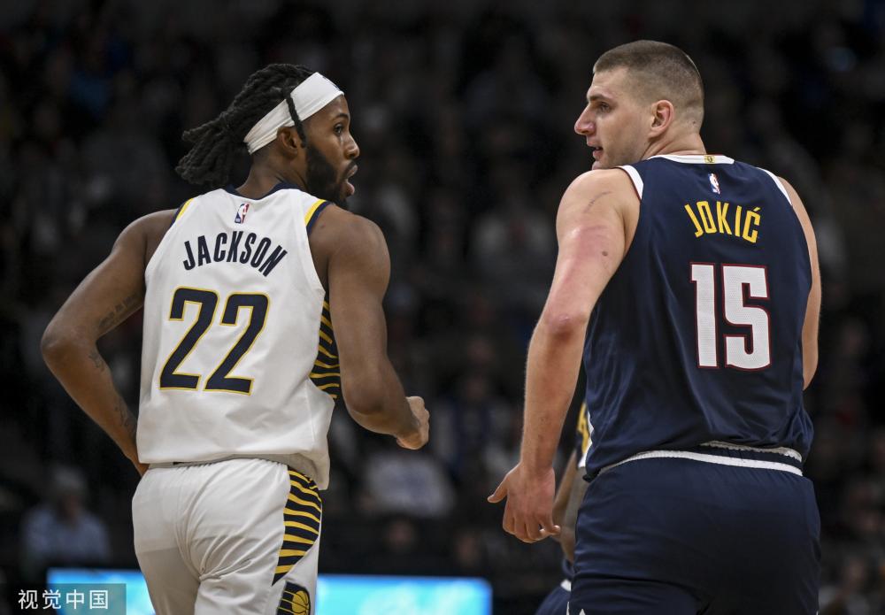 港队的进攻 港队的进攻