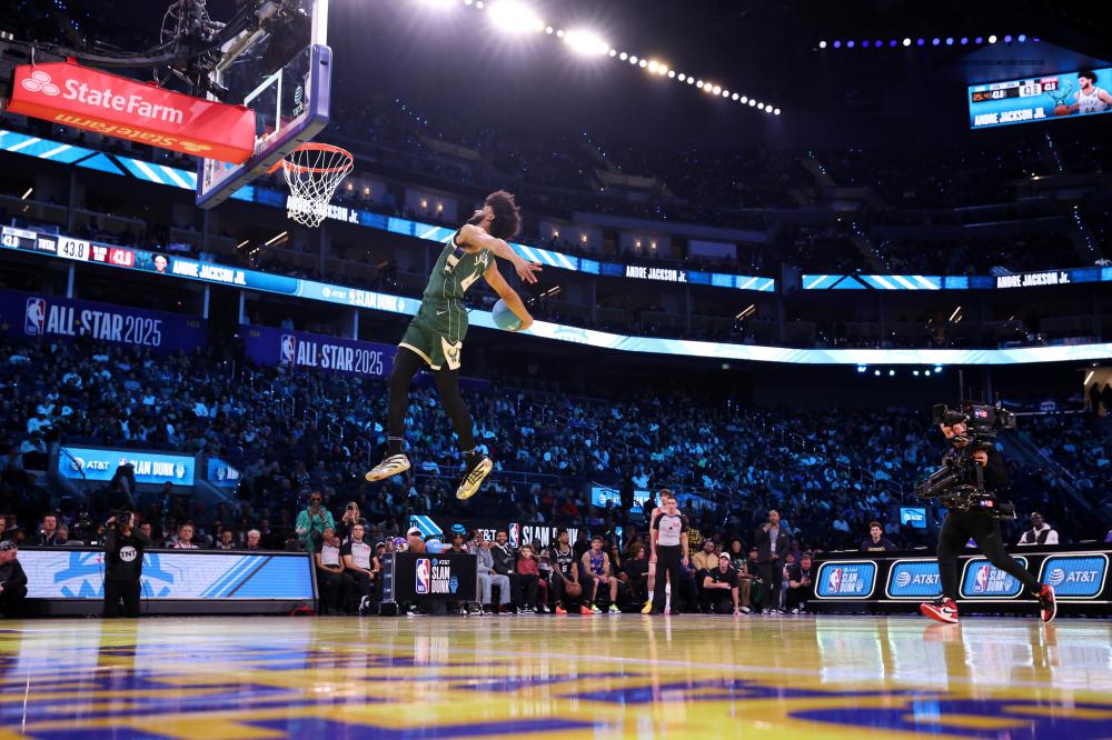 拉防线的多 拉防线的多