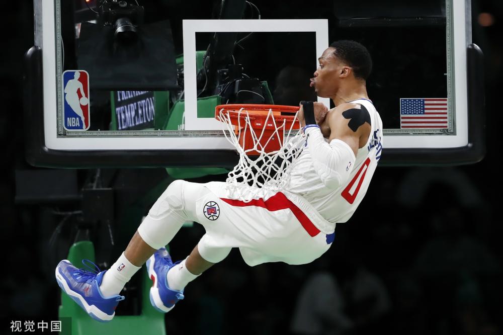 性又富有创 性又富有创